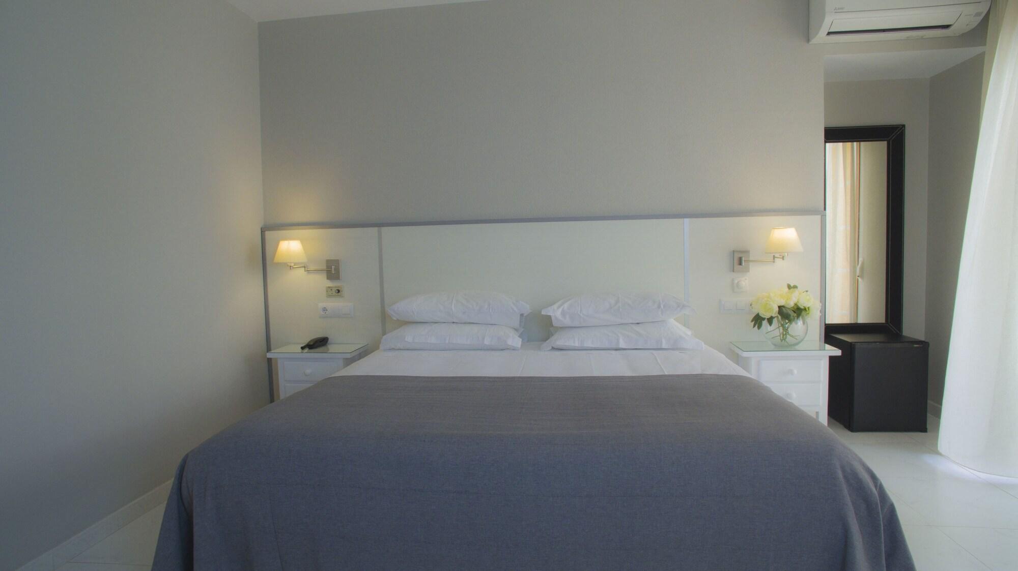 Hotel Ancora Granxa  Buitenkant foto