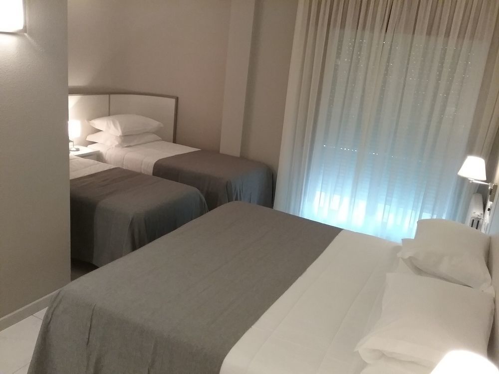 Hotel Ancora Granxa  Buitenkant foto