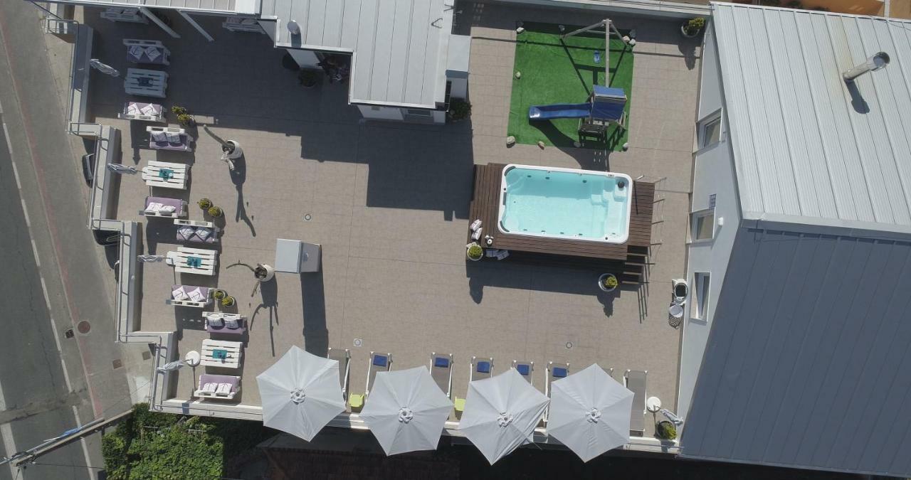 Hotel Ancora Granxa  Buitenkant foto